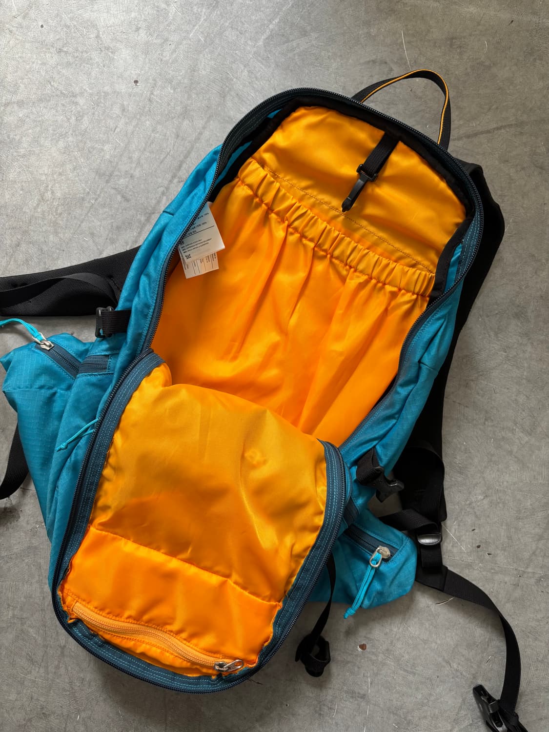 ARC’TERYX 아크테릭스 블루 칠코틴 20L 백팩 상품이미지8