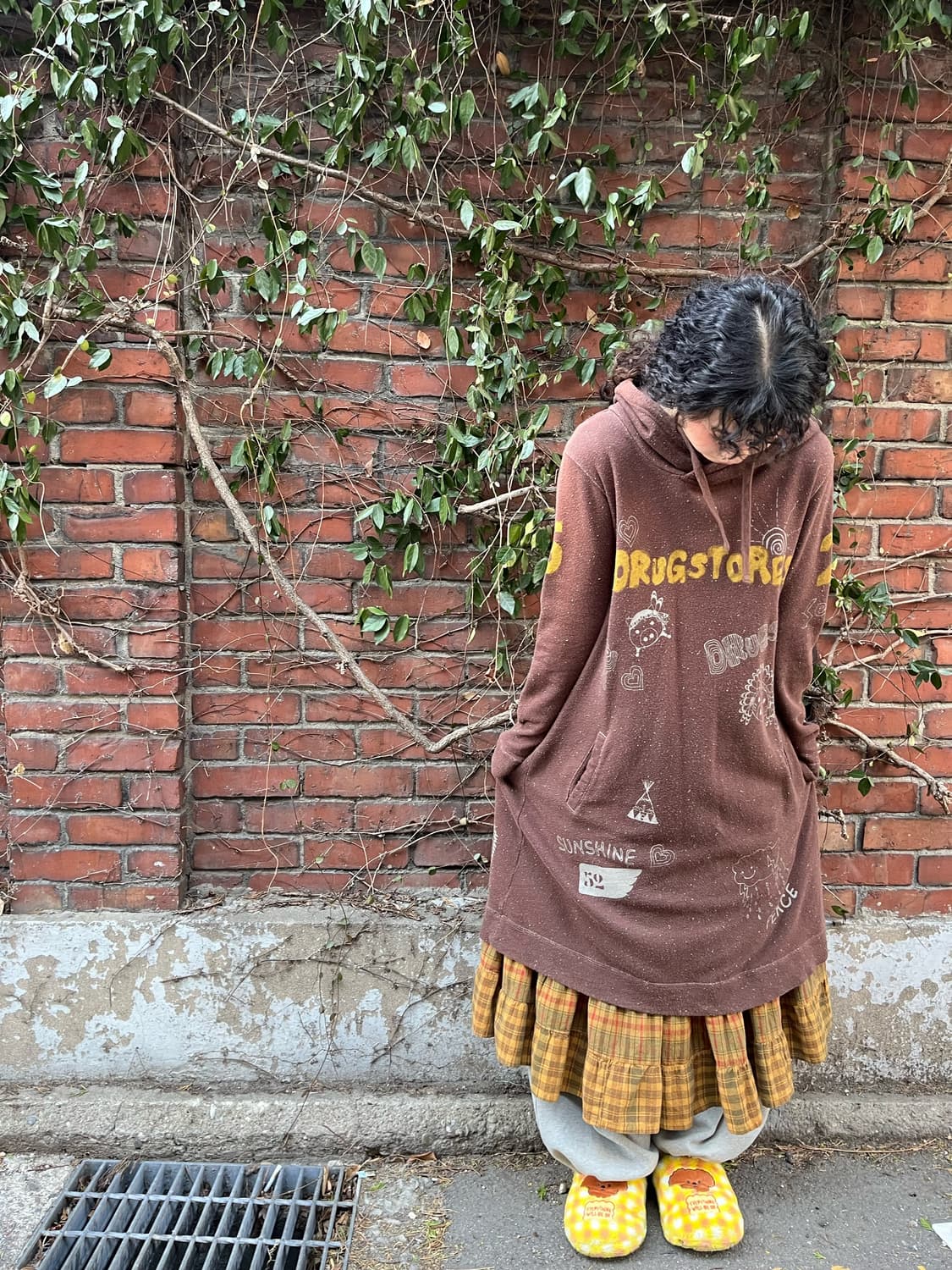 drugstores 인디안 캐릭터 후드 원피스 상품이미지1