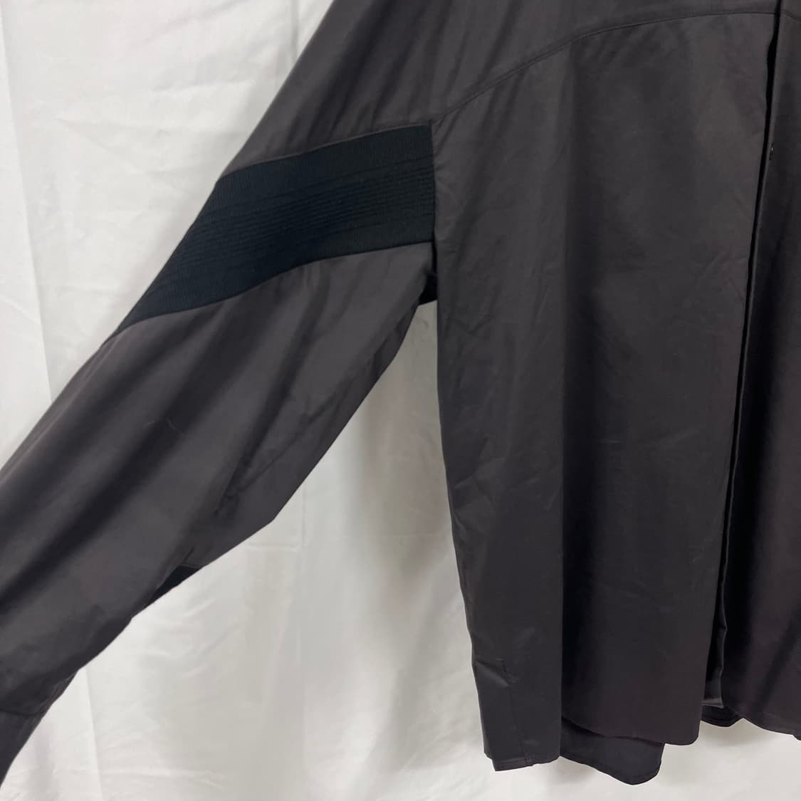 시스템옴므 딥 차콜 그레이 배색 셔츠 상품이미지4