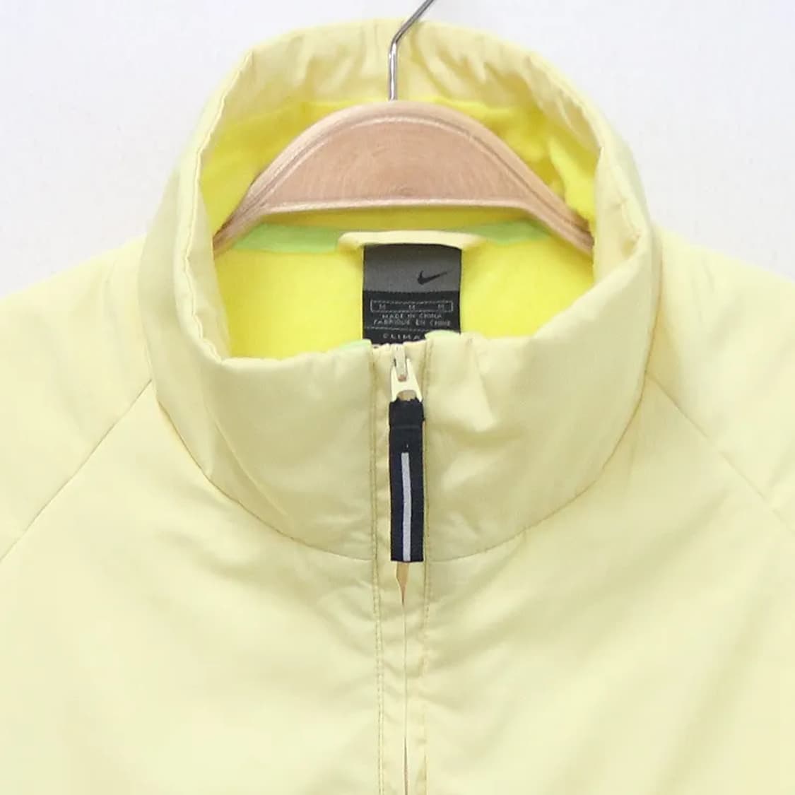 나이키 옐로우 경량 패딩 61055 상품이미지3