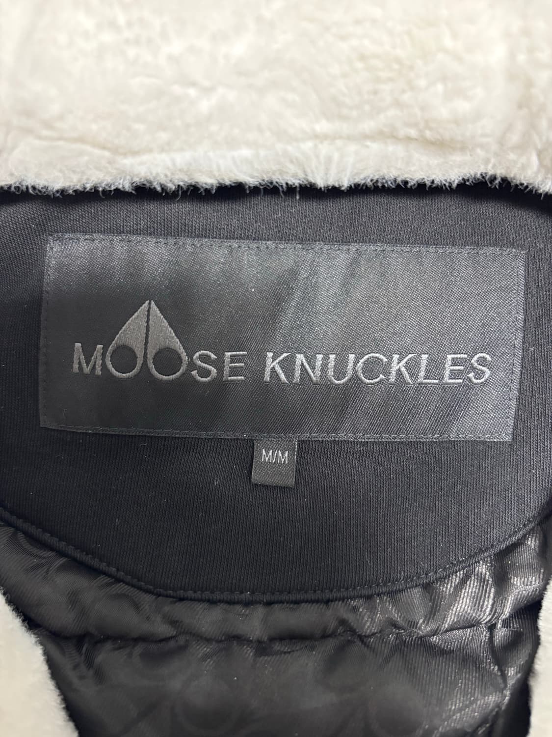 [M] 무스너클 버니스웨터 은장 새상품급 상품이미지3