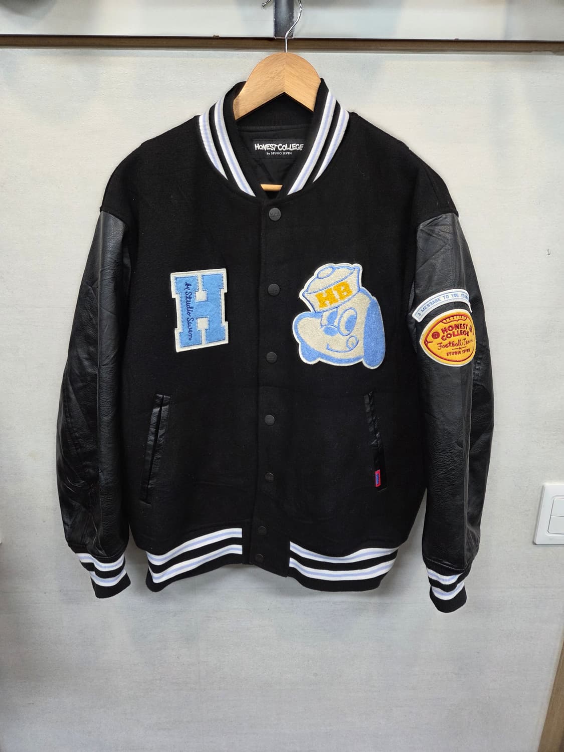 Gu by 스튜디오 세븐 울 레더 바시티자켓 s 상품이미지1