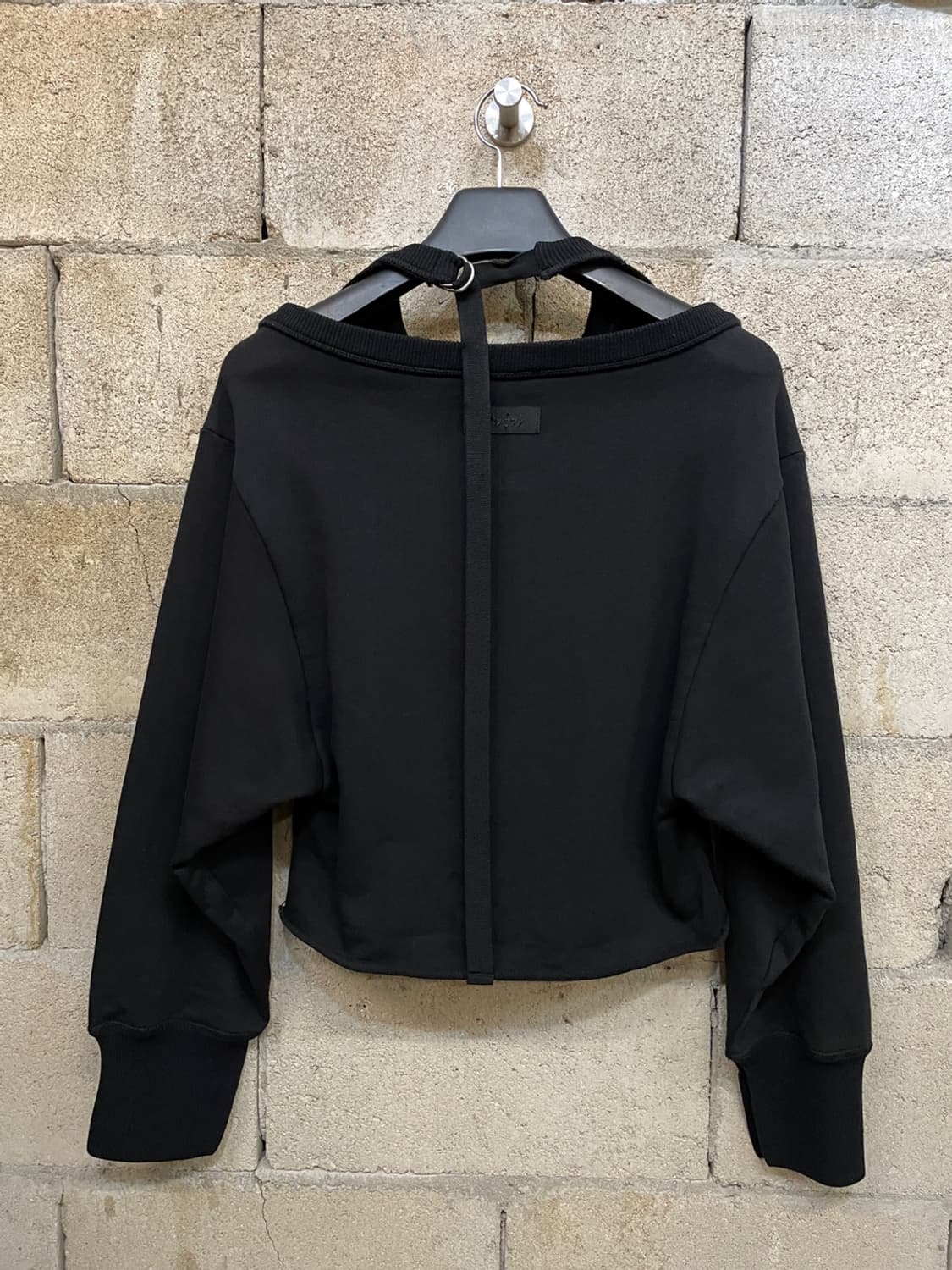 디젤 오프 숄더 크롭 맨투맨  상품이미지4