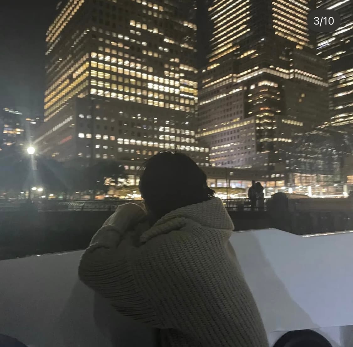 아크네스튜디오 니트집업 (뷔 착용 제품) 상품이미지3