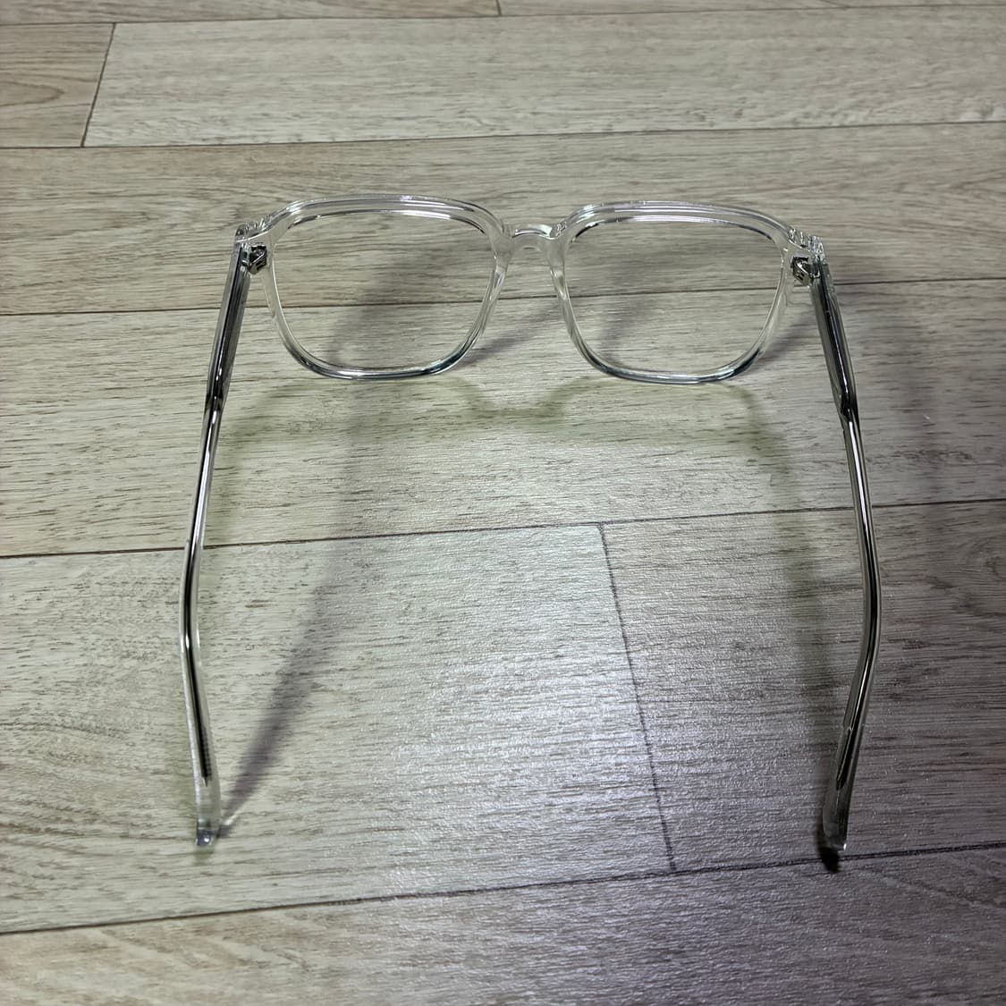 [새상품] 씨엘론다 투명테 뿔테 안경 상품이미지4