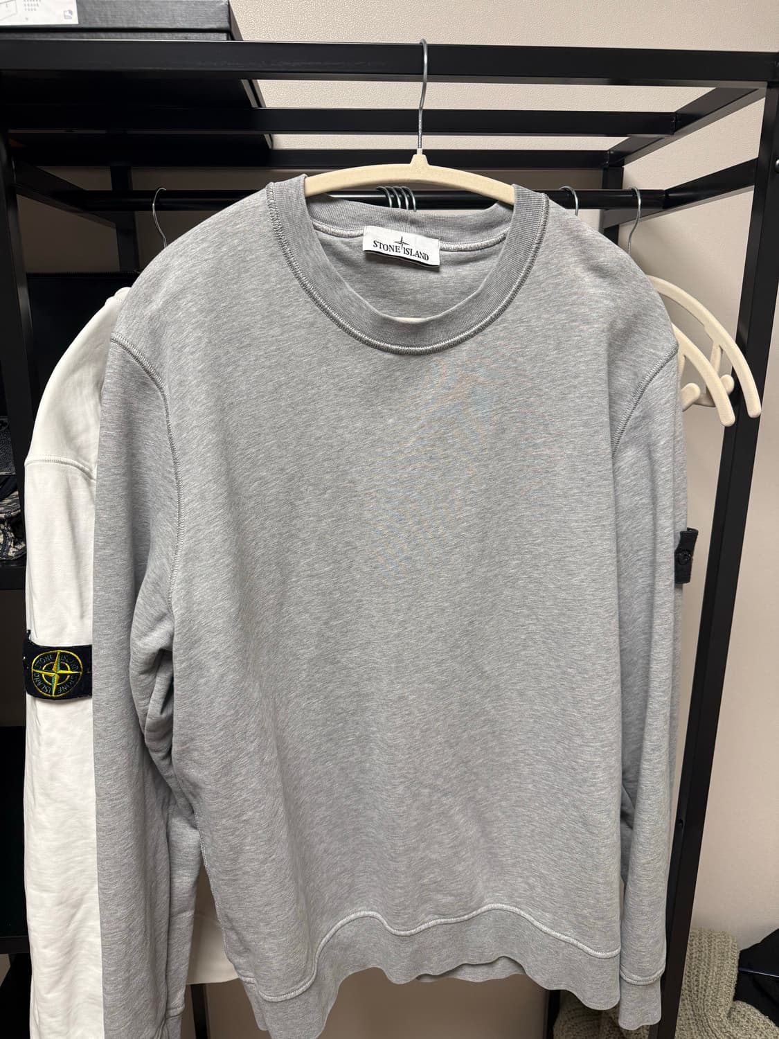 23ss 스톤아일랜드 맨투맨 그레이 3XL 새상품급 상품이미지1