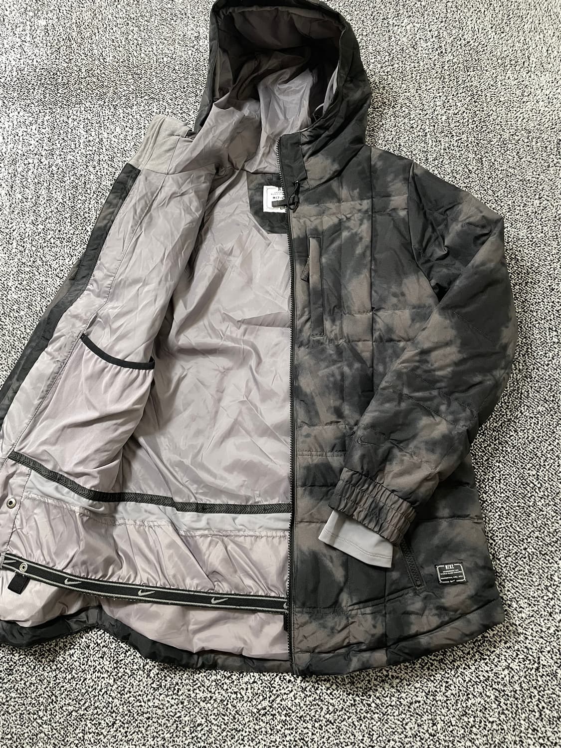 빈티지9. 나이키 엔지니어드 구스다운 보드복 패딩 경량 카모 나염 점퍼 상품이미지2