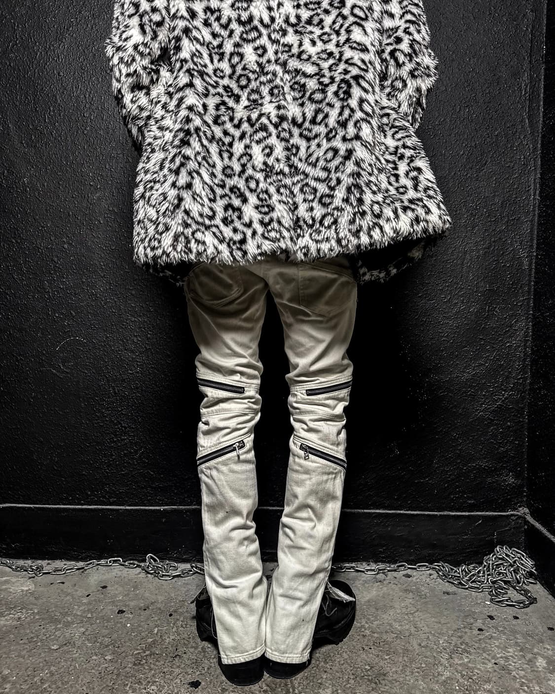 VOGUISH – Multi-Zip Slim Denim Pants 상품이미지6