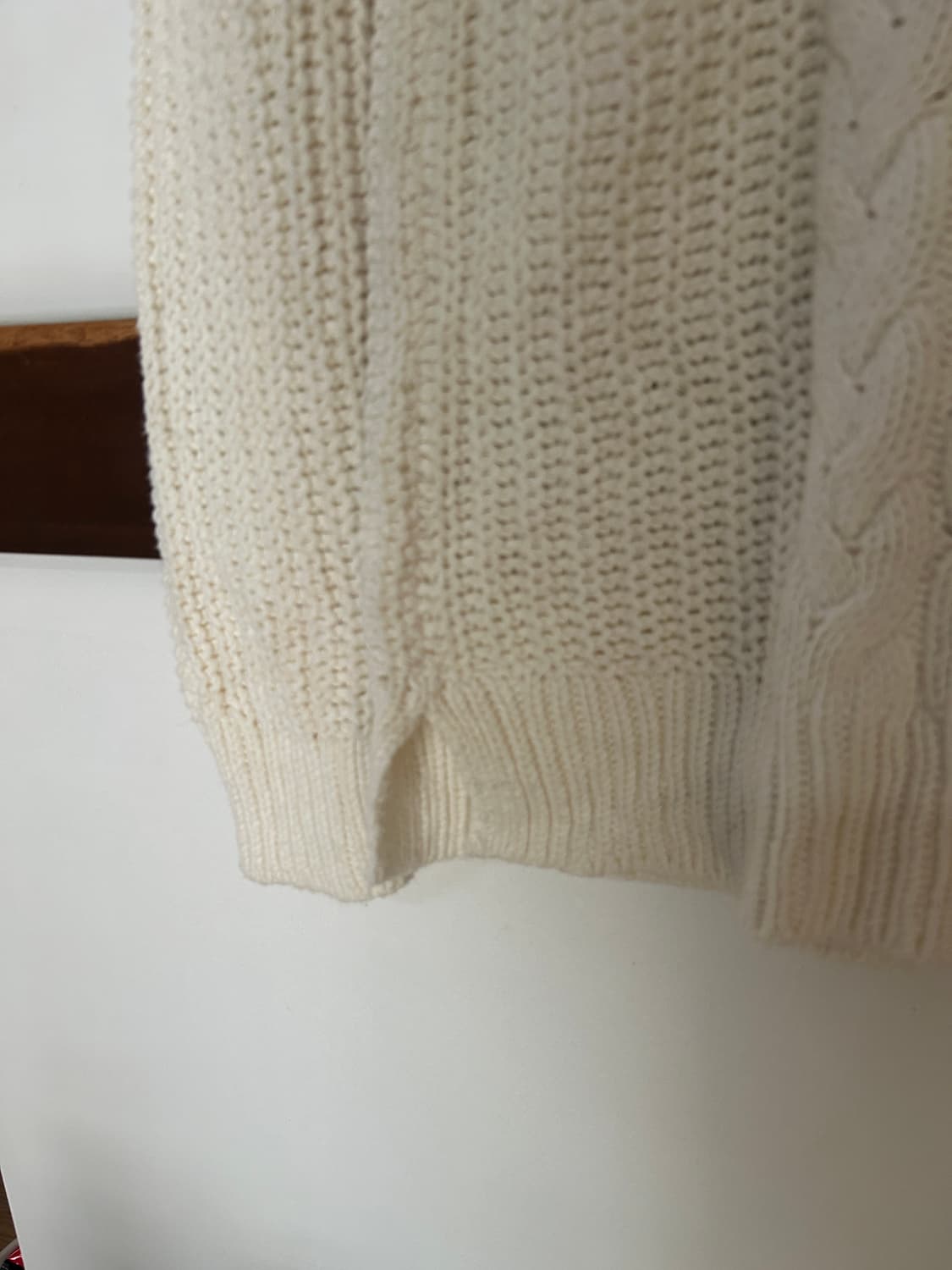 노티카 스웨터  상품이미지3