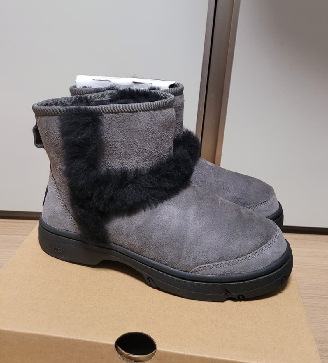 UGG 정품 시어링 어그부츠 상품이미지2