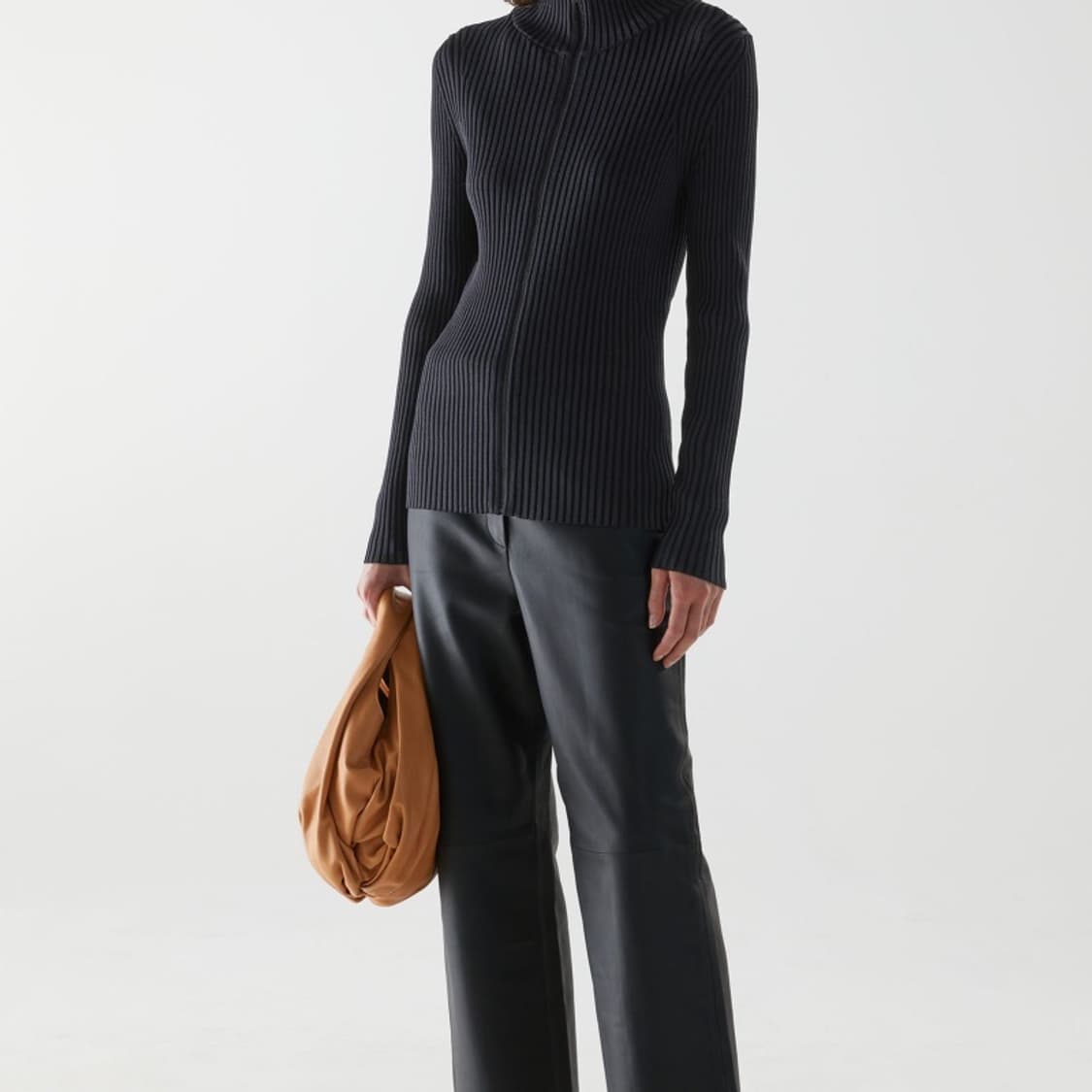 코스 리브드 니티드 집업 자켓 (네이비) 상품이미지3