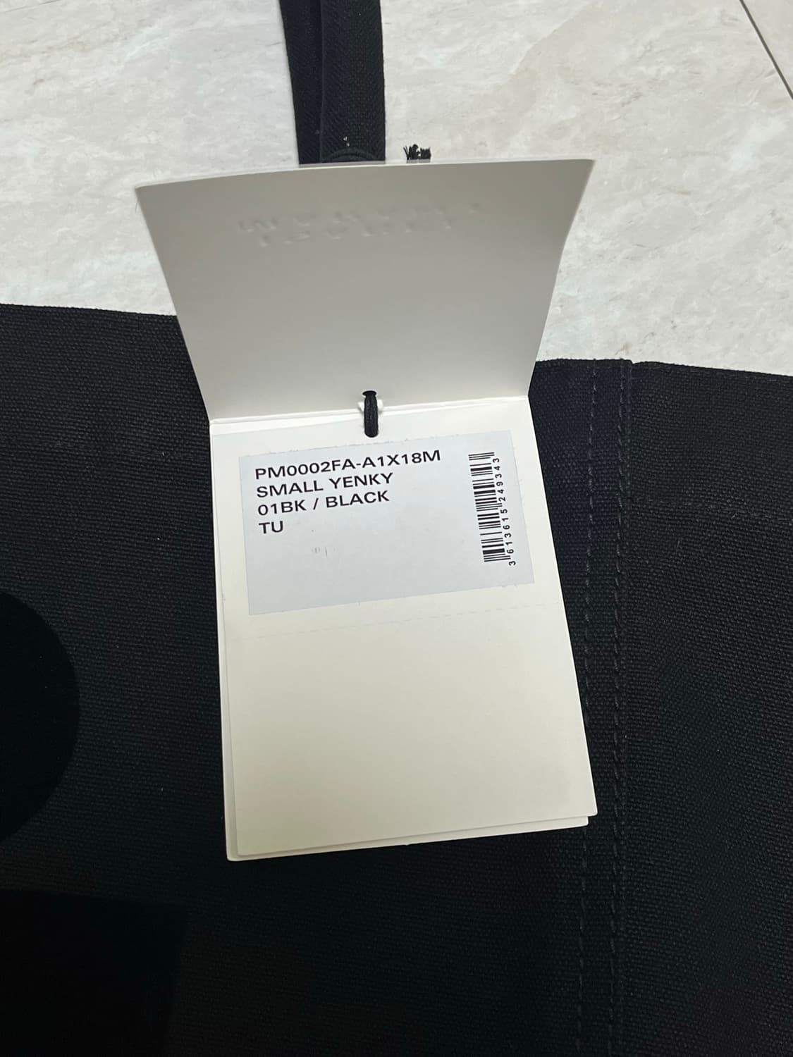 이자벨마랑 스몰 옌키 토트백 블랙 상품이미지3