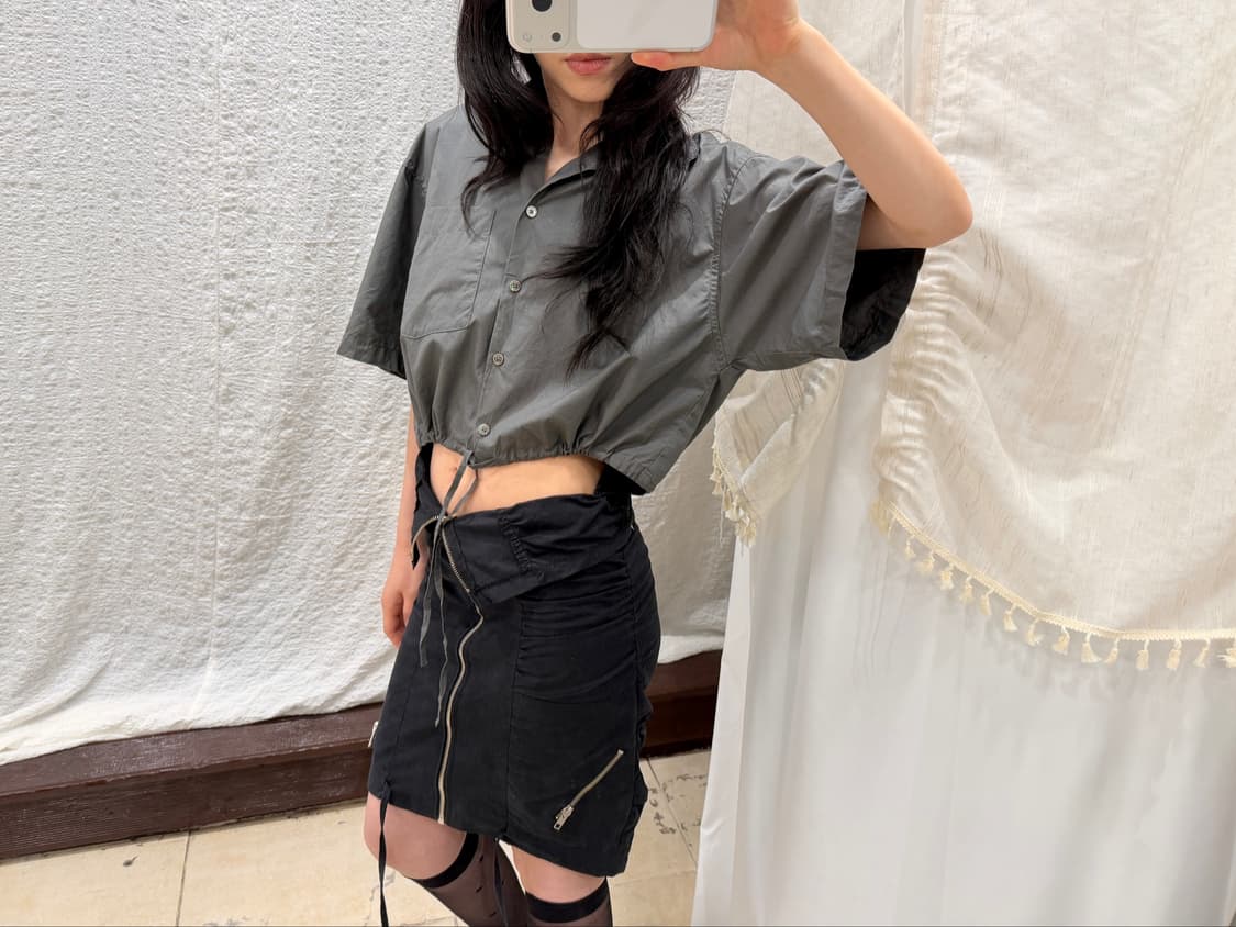 string charcoal cropped shirts 상품이미지2