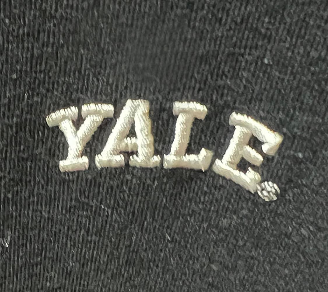 YALE 예일 스몰 원포인트 자수로고 남자 반팔티셔츠 블랙 XL 105 상품이미지4