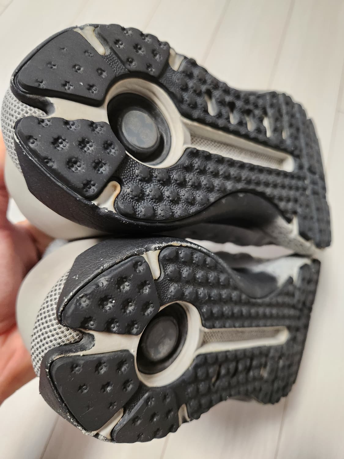 언더아머 러닝화UA 호버 팬텀 CT 3000004-116 운동화 사이즈2 상품이미지7