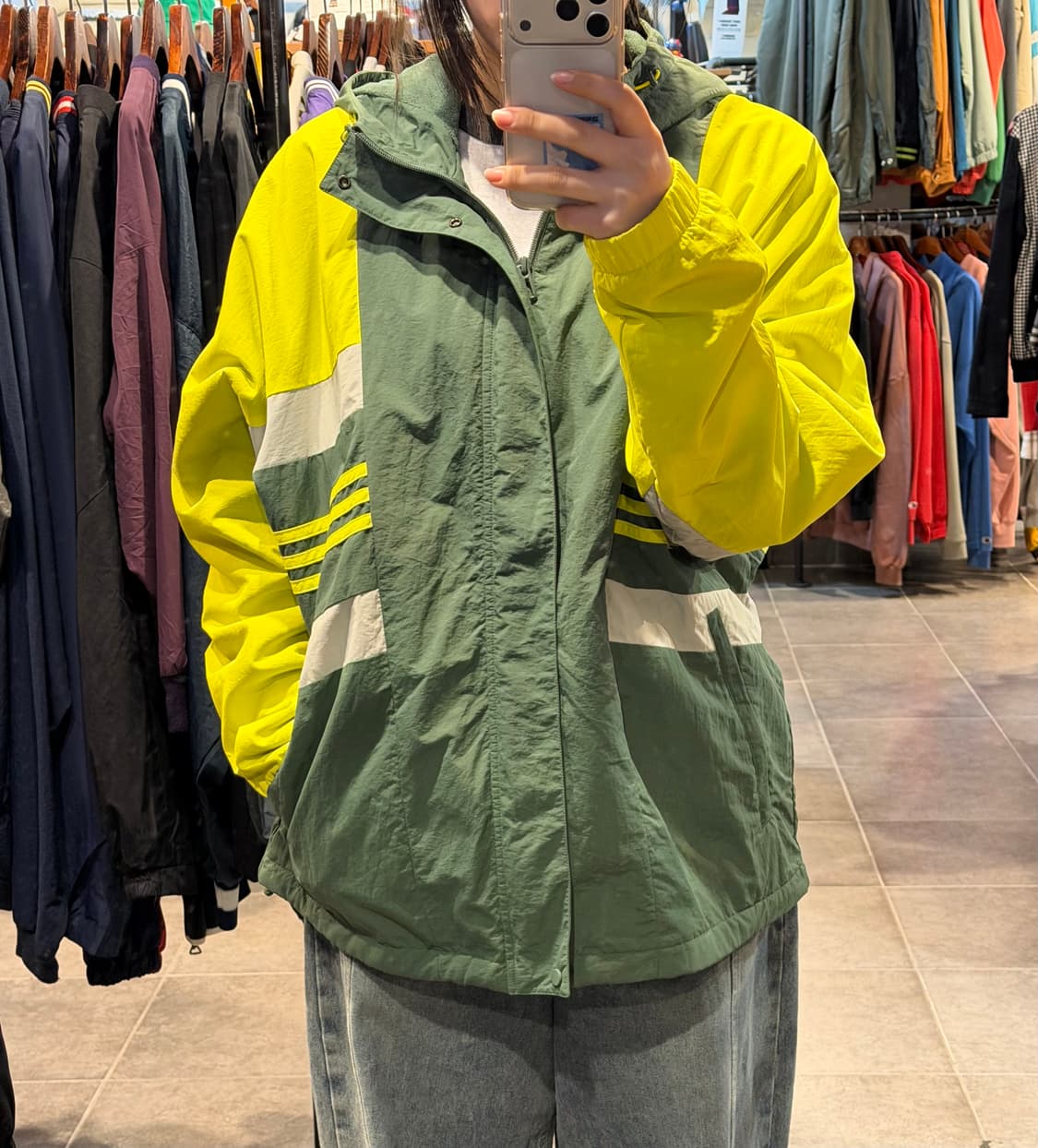 [NO.9] 아디다스 배색 윈드브레이커 상품이미지4