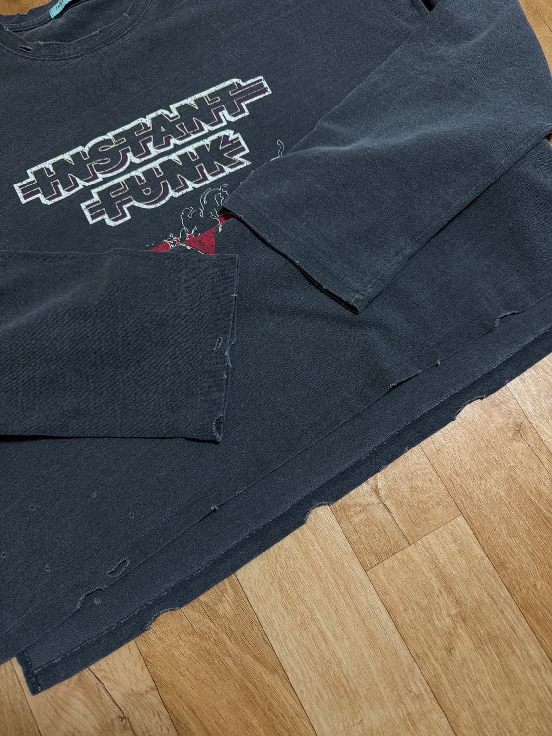 인스턴트펑크 레트로 그래픽 롱슬리브 상품이미지4