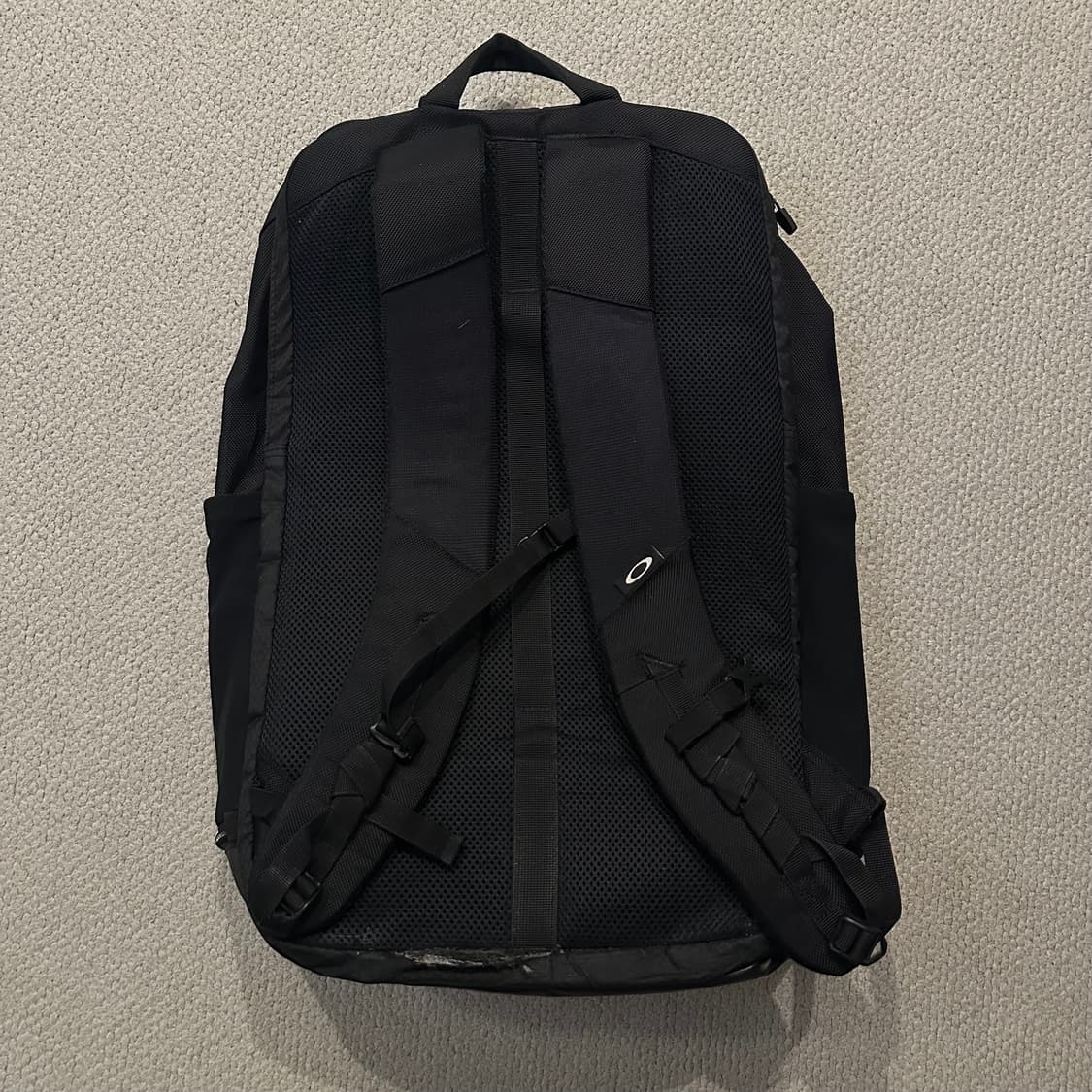 오클리 Oakley 미니멀 아웃도어 백팩  상품이미지7
