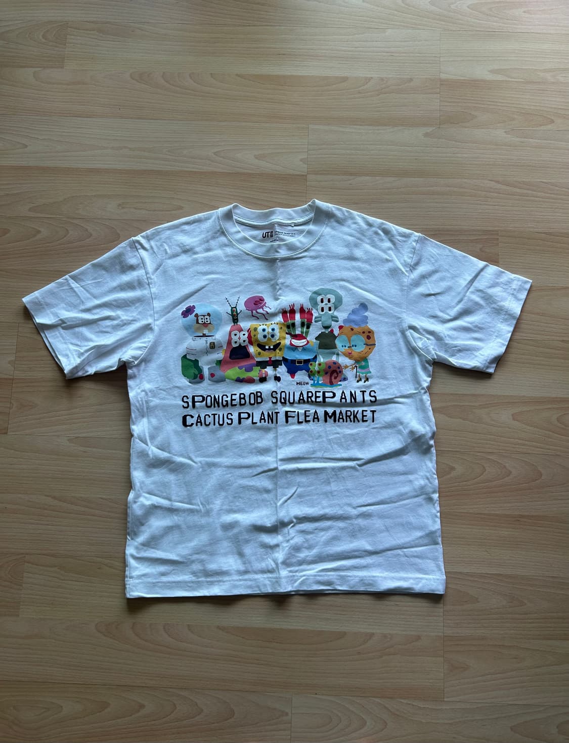 유니클로 스폰지밥 콜라보 반팔티 상품이미지1