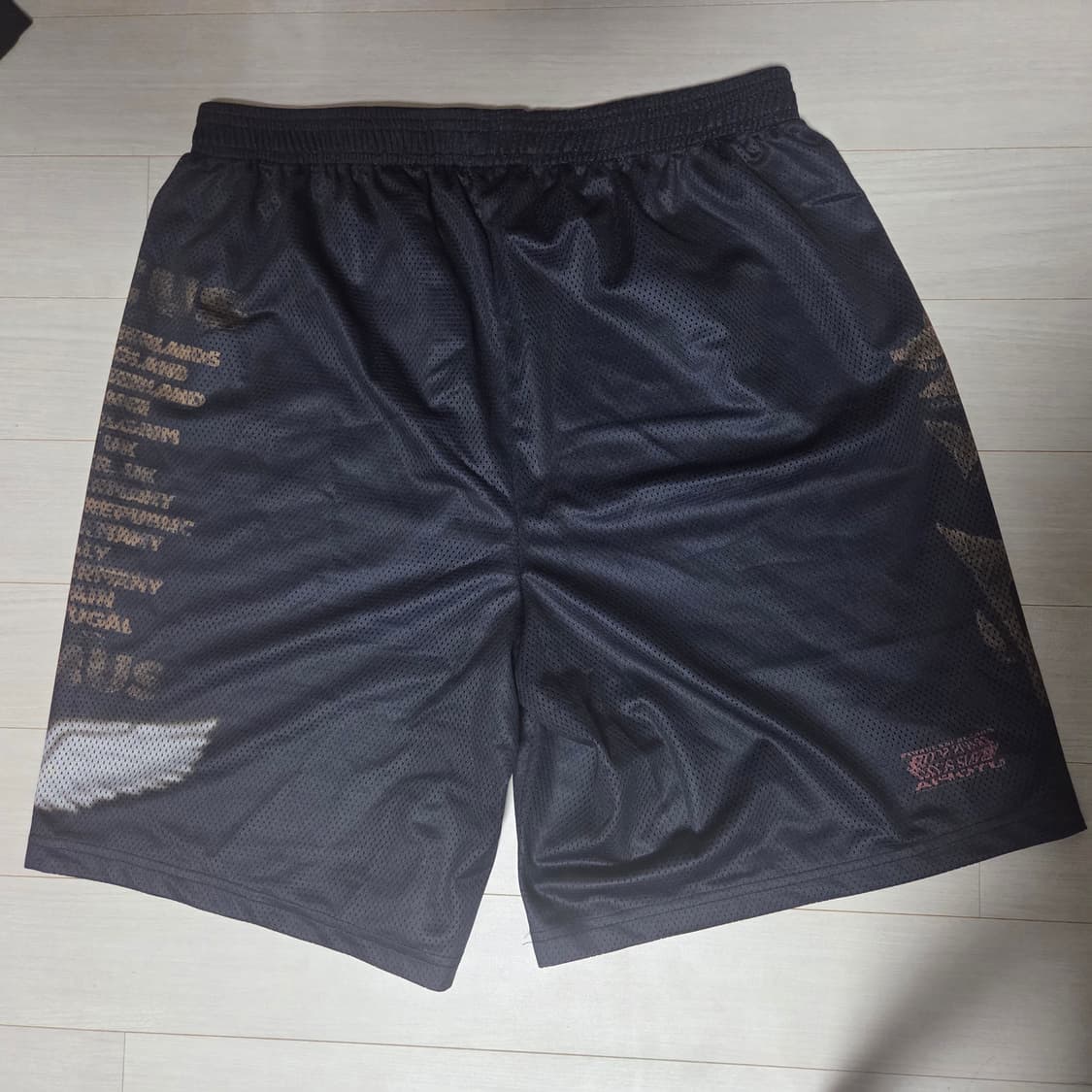 [M] 트래비스 스캇 캑터스잭 유럽 투어 매쉬 반바지 쇼츠 다크 네이비 상품이미지2