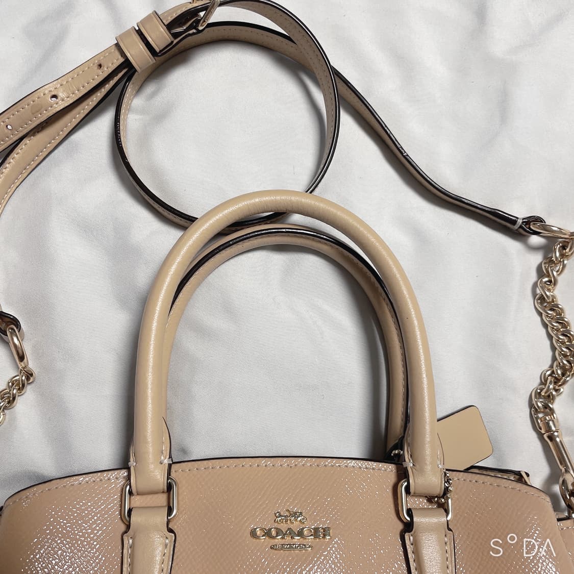 코치 베이지 크로스백 상품이미지7