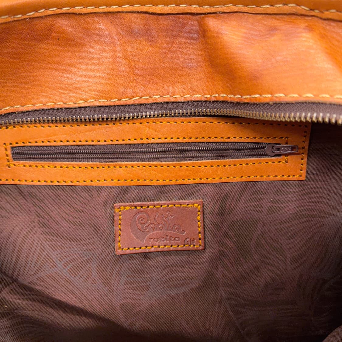 Robita 카우레더 위빙 숄더백  상품이미지8