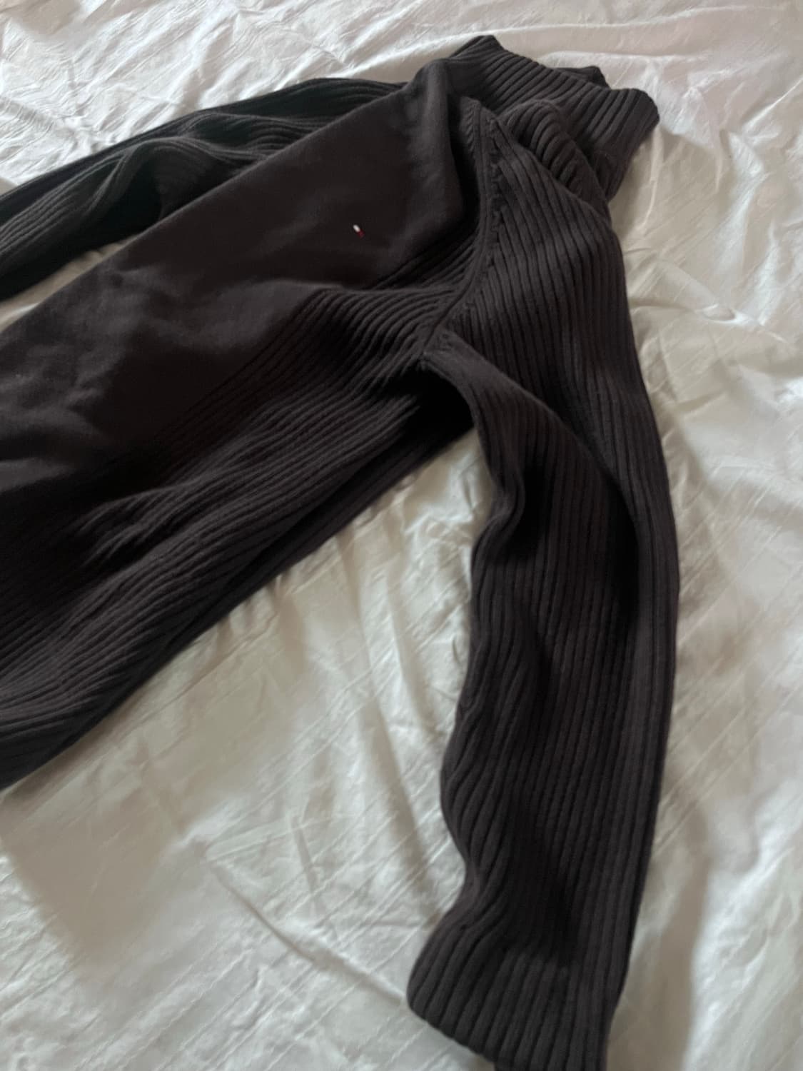 Tommy Hilfiger brown knit zip up 상품이미지3