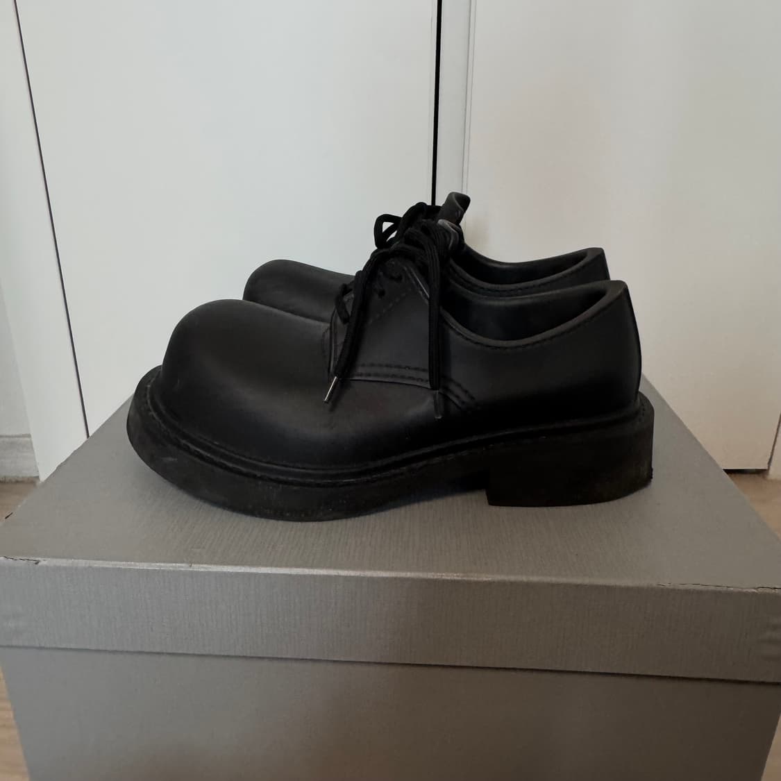 Balenciaga 스테로이드 더비 상품이미지1