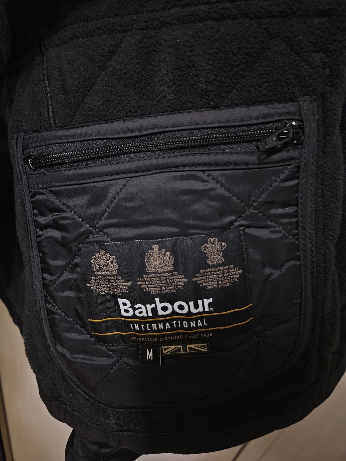 바버 아리엘 블랙 기모 퀼팅자켓 상품이미지6