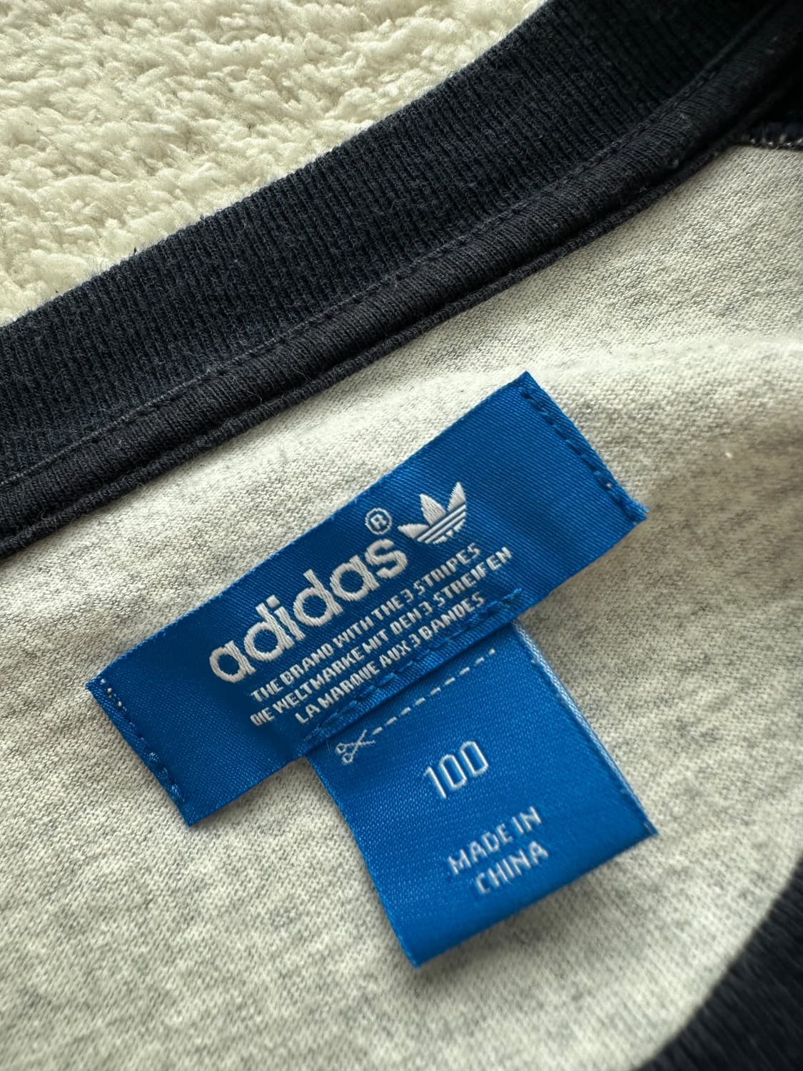 아디다스 파이어버드 나그랑 반팔티 오트밀 다크네이비 상품이미지4