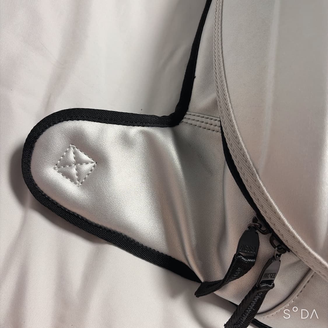디젤 1DR Pod 백팩 실버 상품이미지4