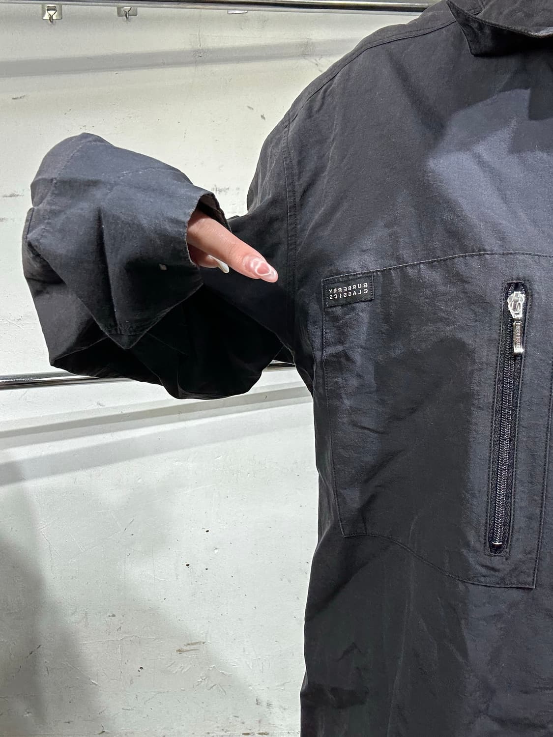 버버리 네이비 런던 클래식 얇은 블루종 자켓   상품이미지4