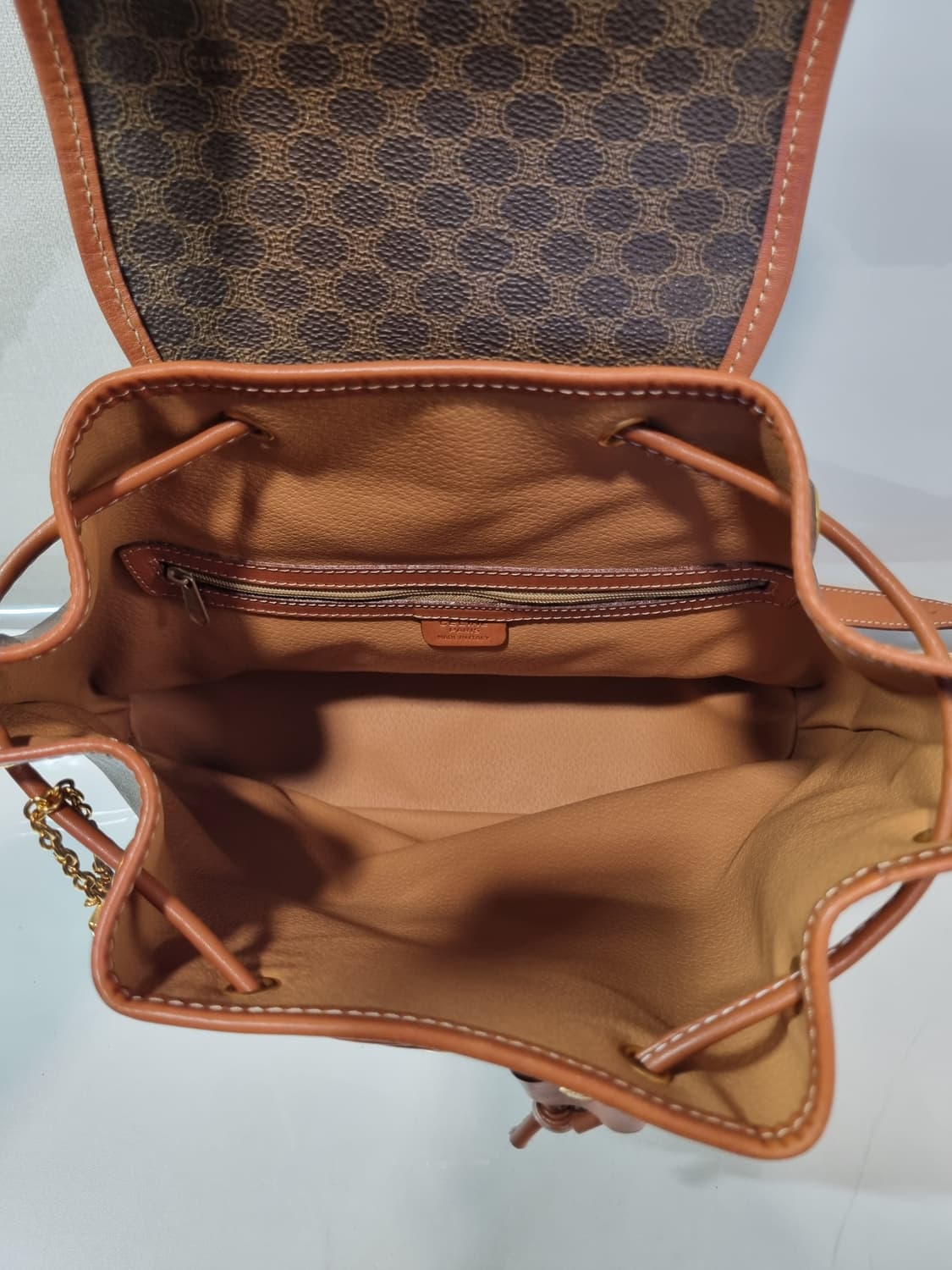 셀린느 백팩 상품이미지10