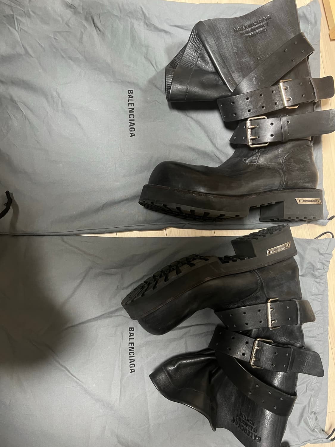 발렌시아가 베놈부츠 하이 44 상품이미지2