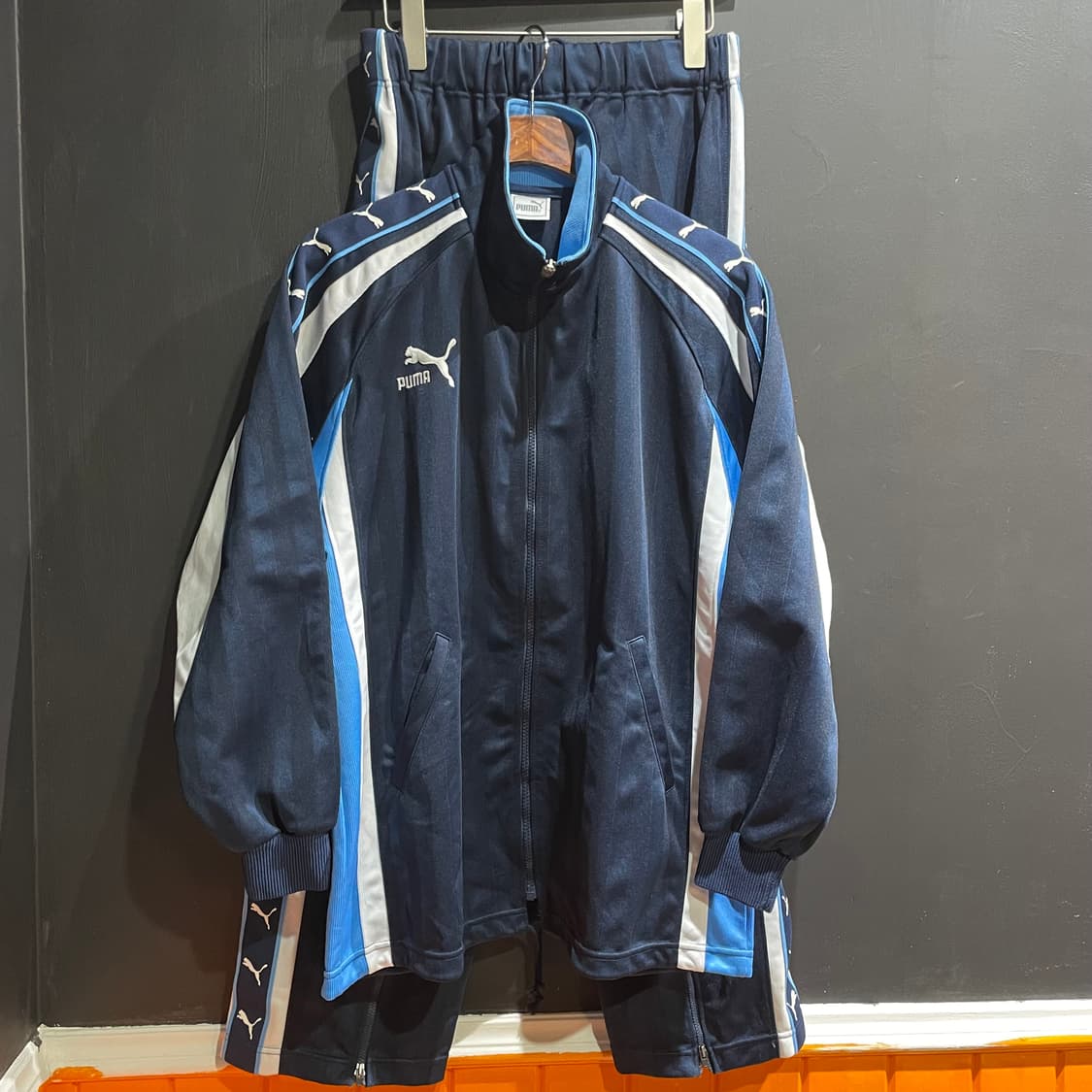 퓨마 사이드패널 트랙셋업 상품이미지1