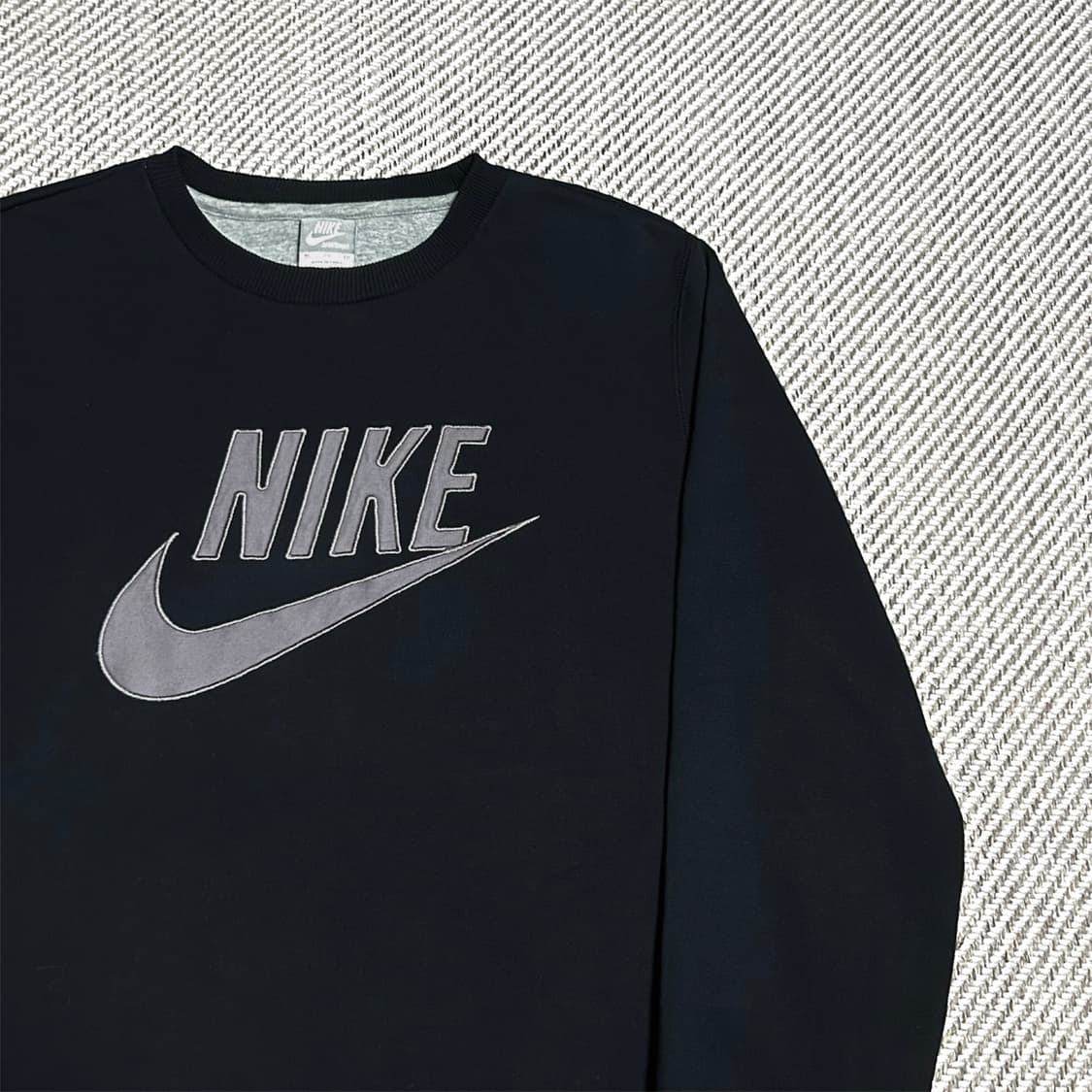 [L] Nike 나이키 빅로고 올드스쿨 라운드 맨투맨 상품이미지2