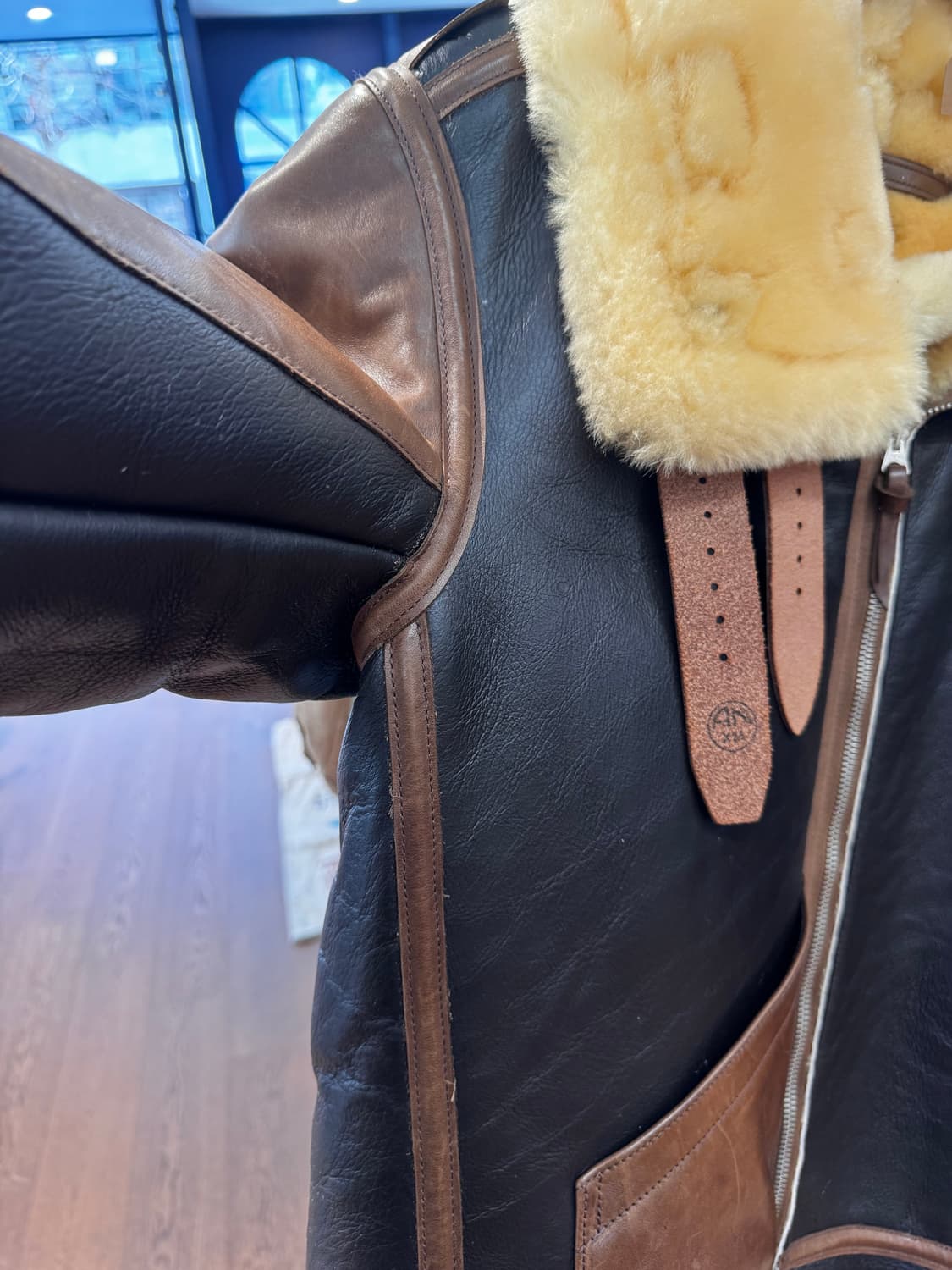 콜림보 무톤 자켓 상품이미지5