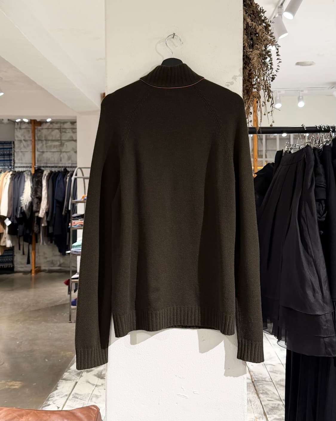 에르메스 카키 지퍼 하이넥 니트 상품이미지6