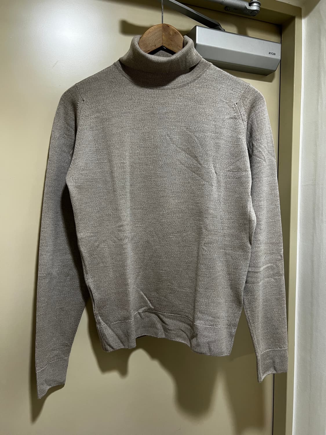 존스메들리 커넬 터틀넥 상품이미지1