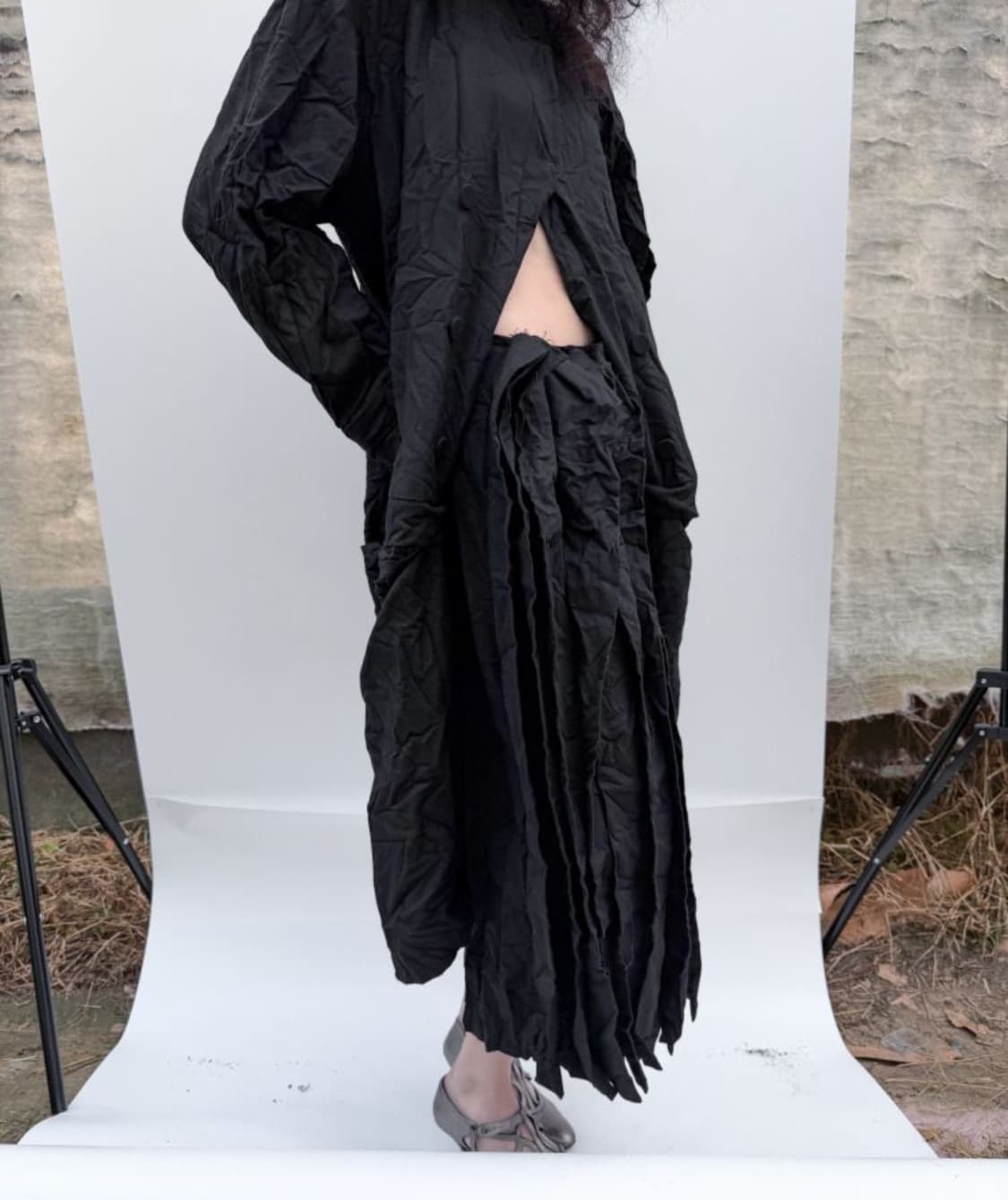 Paper Wool Offbeat Pleats Skirt - Black 상품이미지1