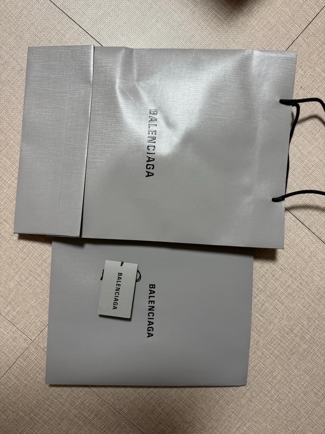 24ss 발렌시아가 마스크 비니 상품이미지4