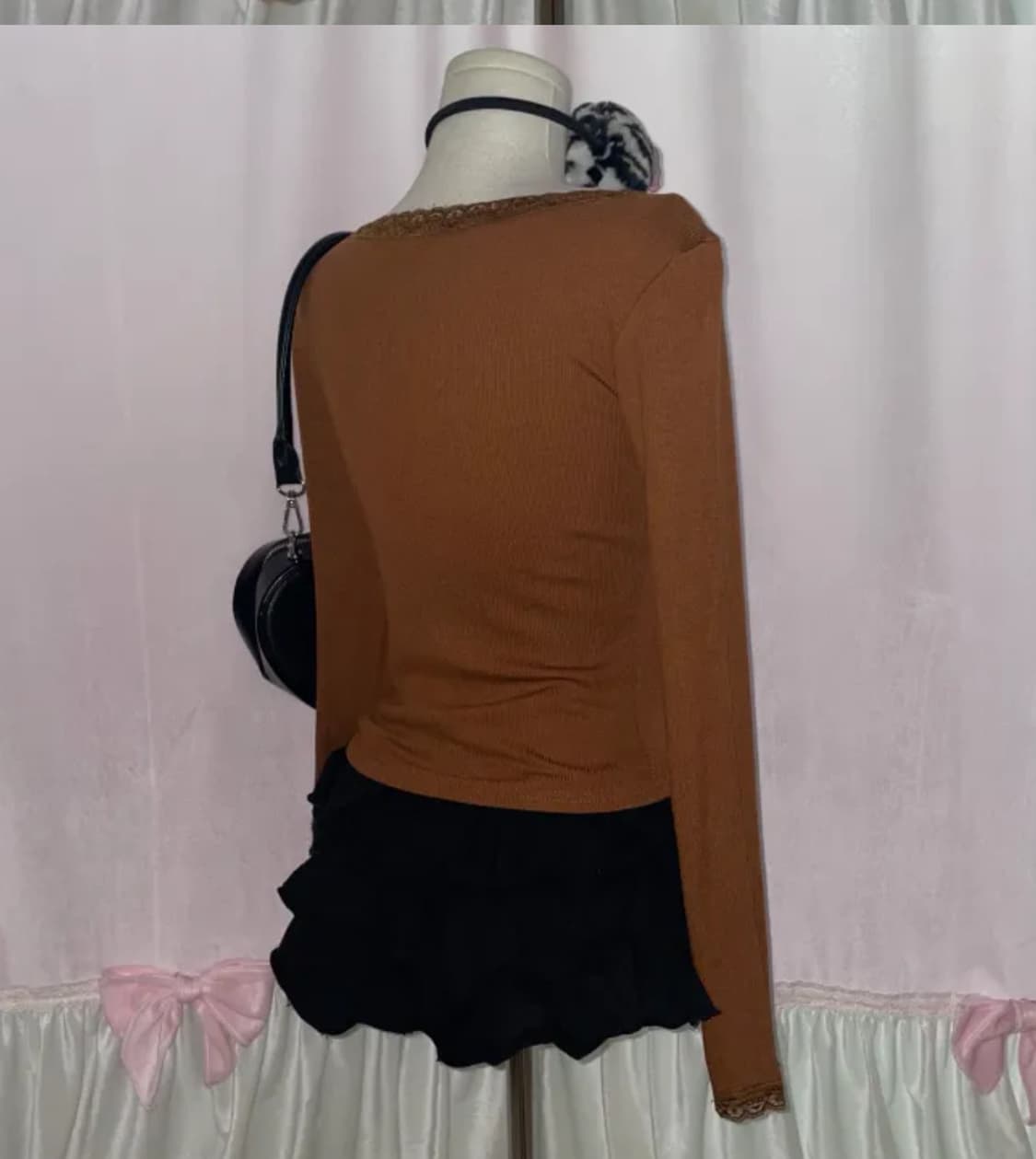 페일솝) 빈티지st 레이스 리본 포인트 긴팔 롱슬리브 티셔츠 (브라운) 상품이미지3