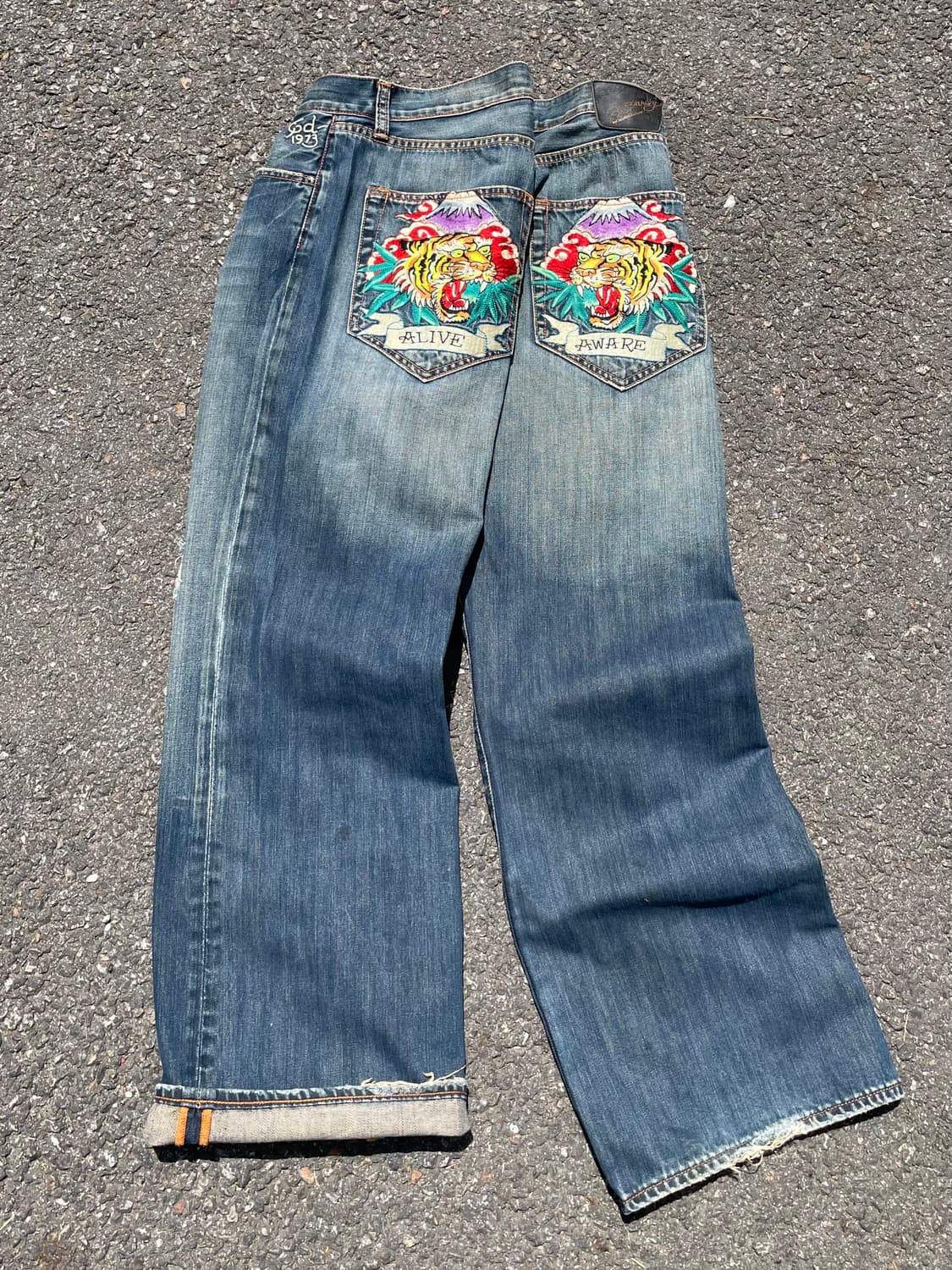 Ed Hardy 에드하디 타이거자수 와이드 셀비지 데님팬츠 상품이미지3