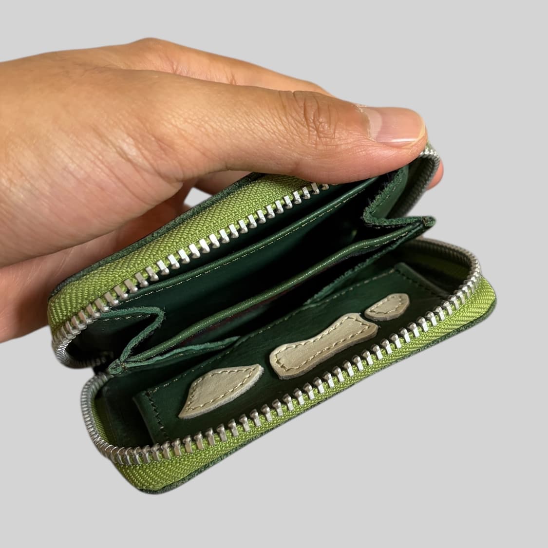 캐피탈 떰즈 업 본 핸드 지갑 미니 그린 상품이미지5