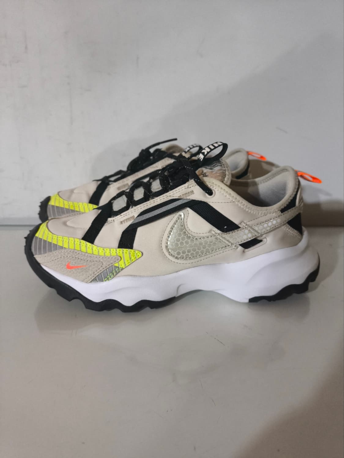 245mm 3M x 나이키 TC 7900 운동화 상품이미지1