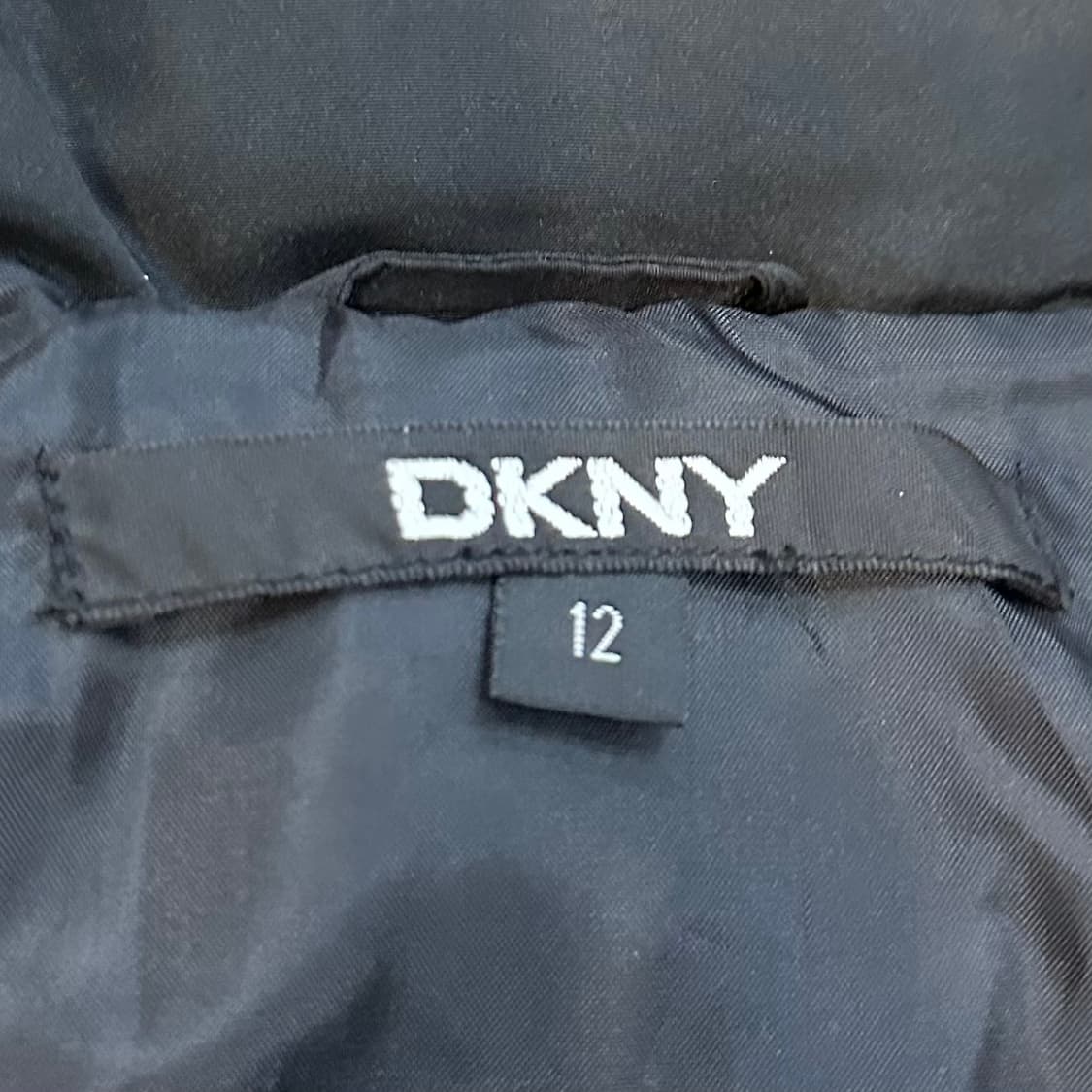 DKNY 퀄팅 블랙 덕다운 숏 푸퍼 자켓M 상품이미지3
