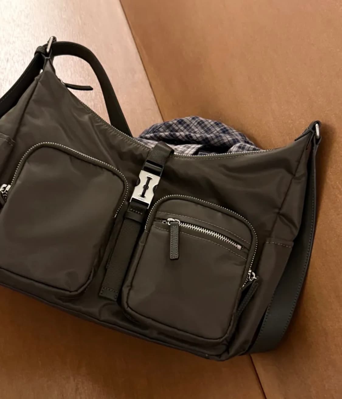 분크 더블 포켓 호보백 상품이미지1