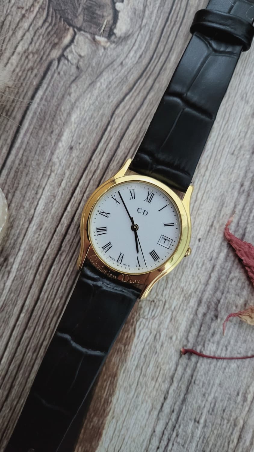 [연말세일]정품 크리스찬디올 골드 라운드 남여공용 시계 상품이미지6