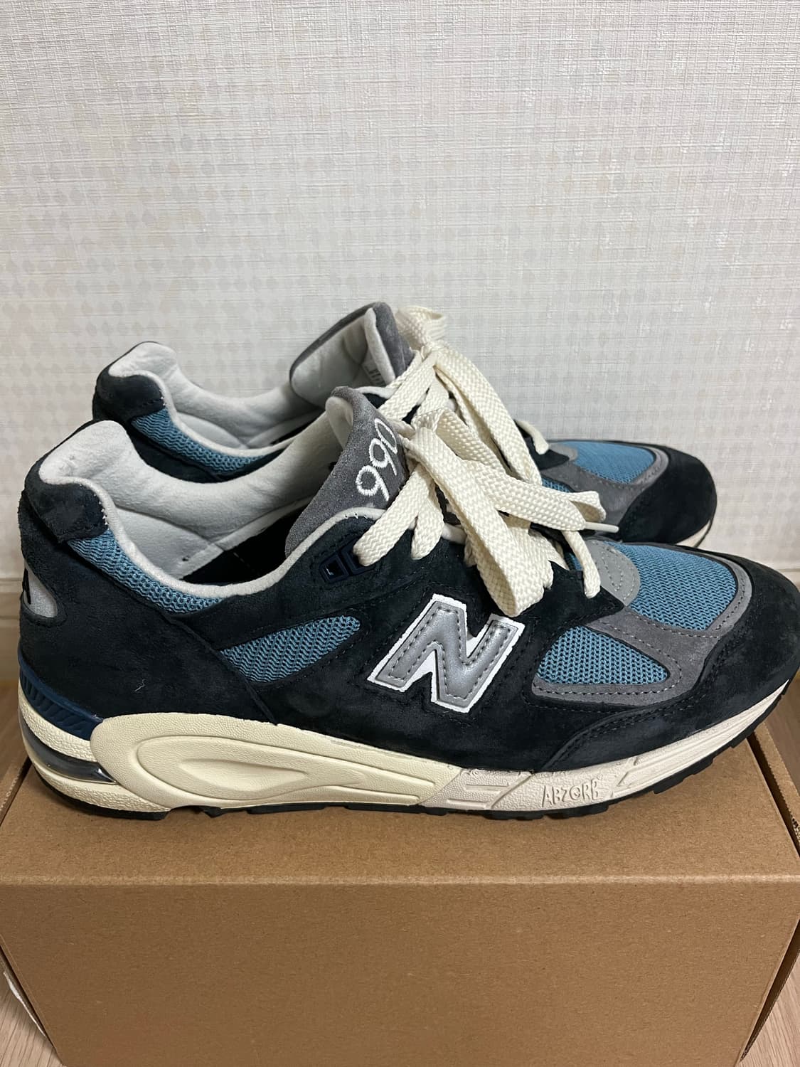 뉴발란스 990v2 네이비 캐슬락 260사이즈  상품이미지4