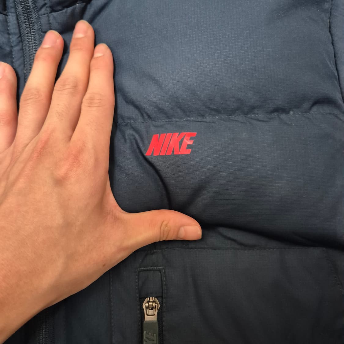 나이키 덕다운 스펠로고 패딩 점퍼 상품이미지4